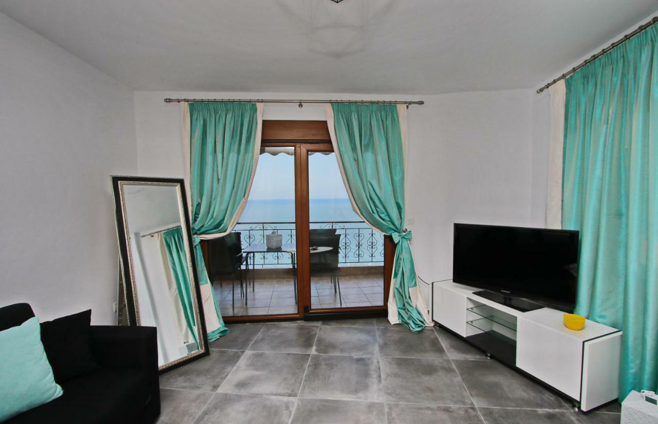 Old Town Luxury Suite Kavala Exterior photo